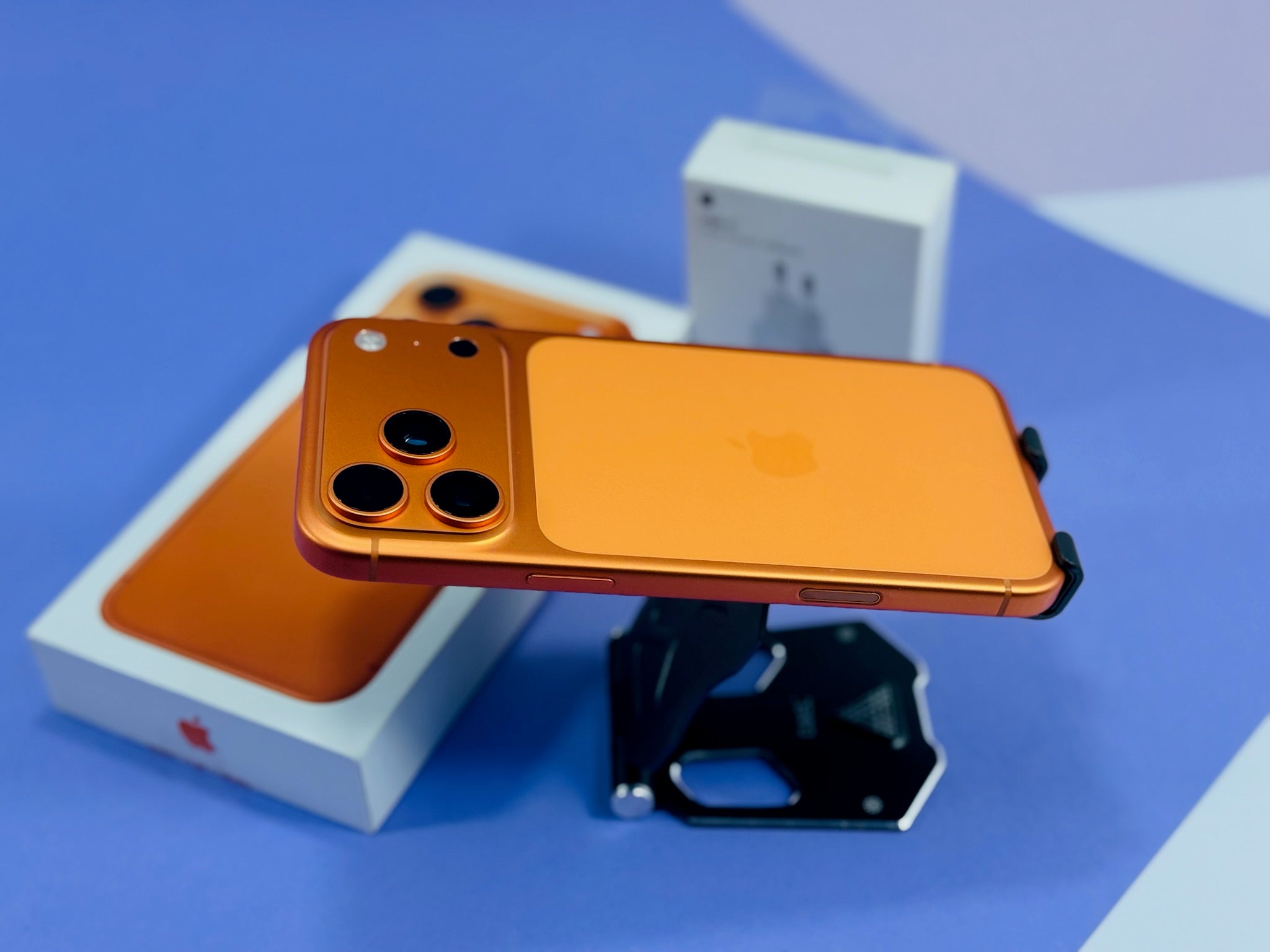 iPhone 17 Pro Max 256GB Cosmic Orange