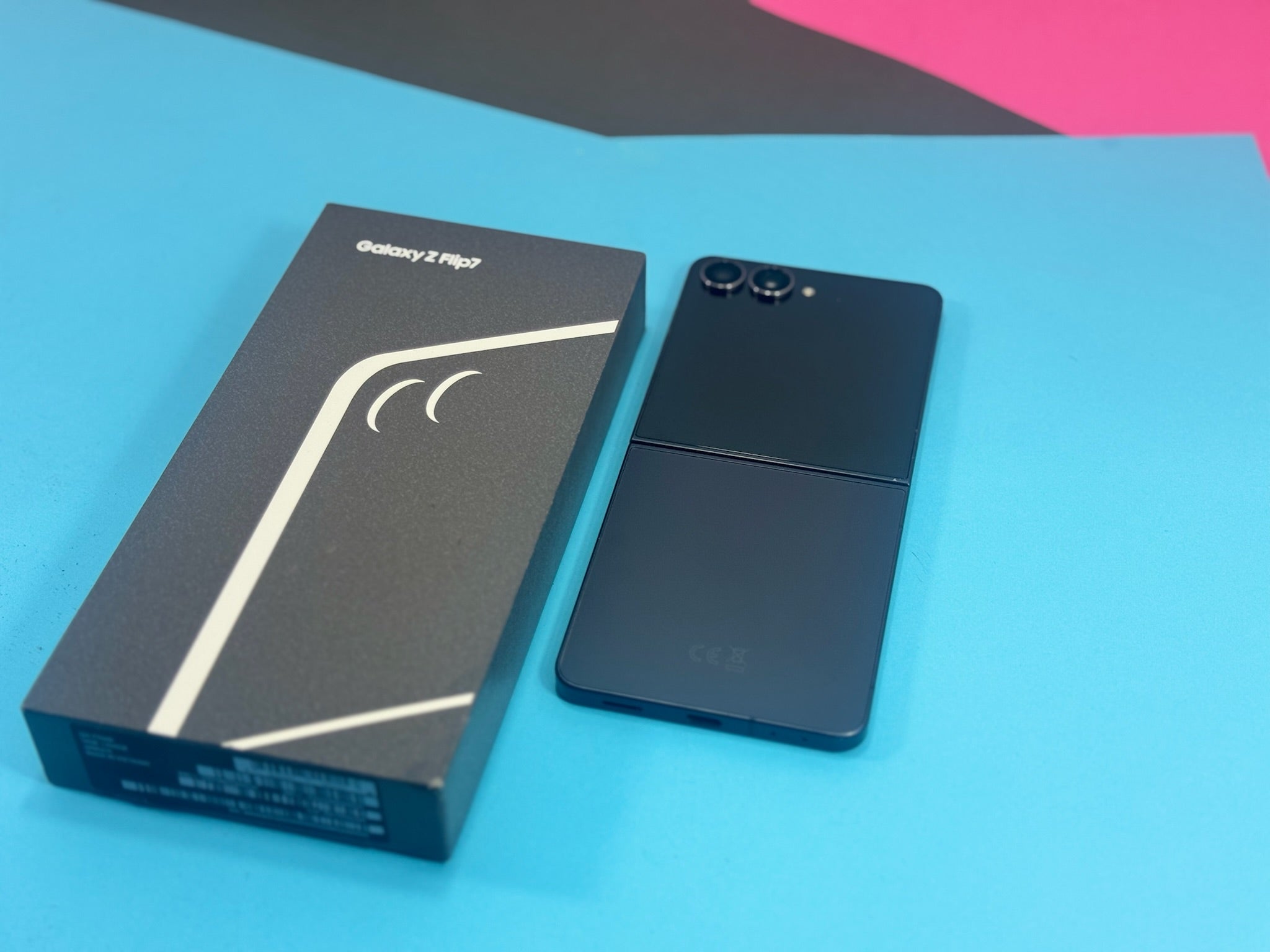 Samsung Galaxy Z Flip 7 256GB