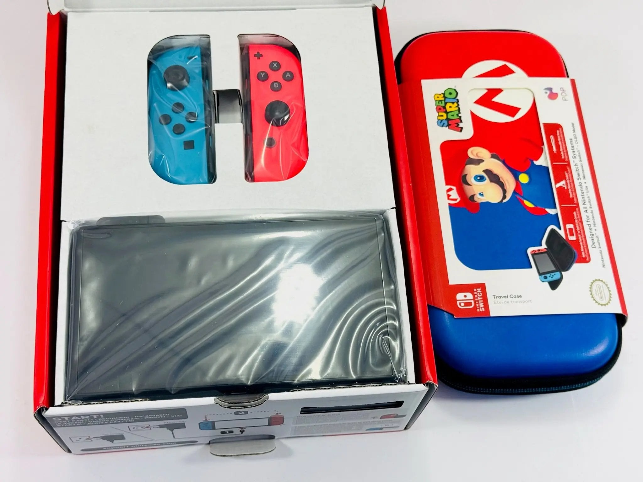 Nintendo Switch OLED + Funda Oficial Super Mario