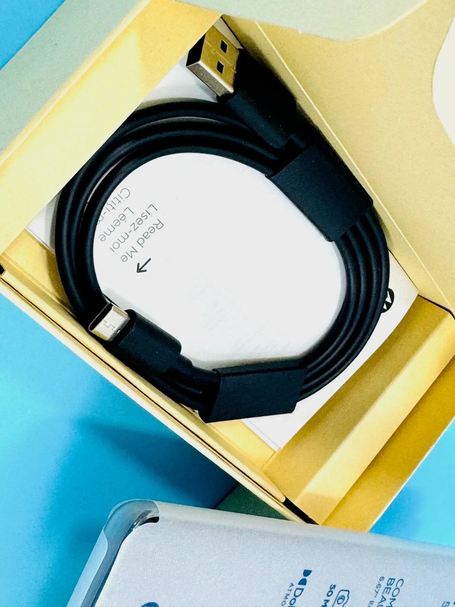 Motorola Moto G85 5G – 256 GB / 12 GB RAM – Nuevo