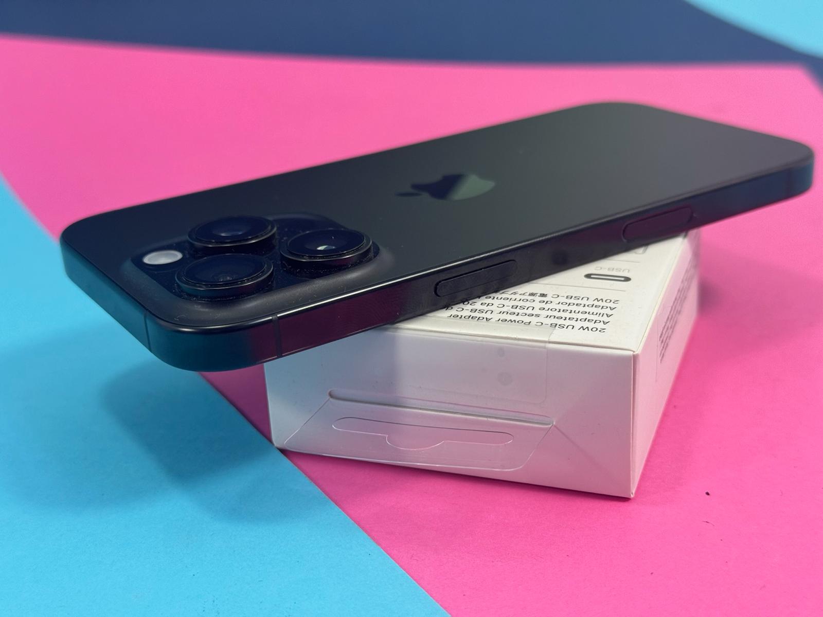 iPhone 16 Pro 128GB Negro