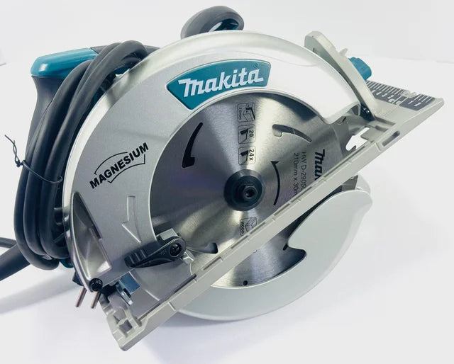 SIERRA CIRCULAR MAKITA 5008MG MAGNESIUM  NUEVA