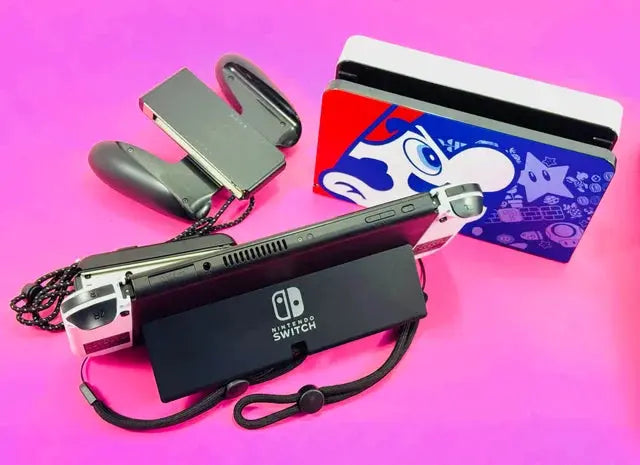 Nintendo Switch OLED Edición Super Mario Multicolor