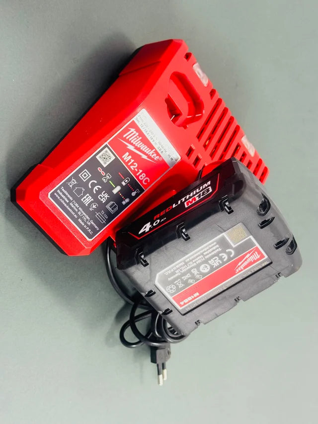 Taladro Percutor Milwaukee M18-BPD