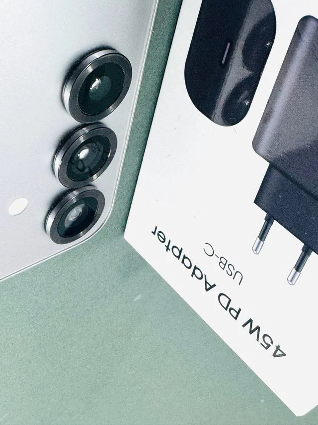 Samsung Galaxy S25 256 GB  Plateado